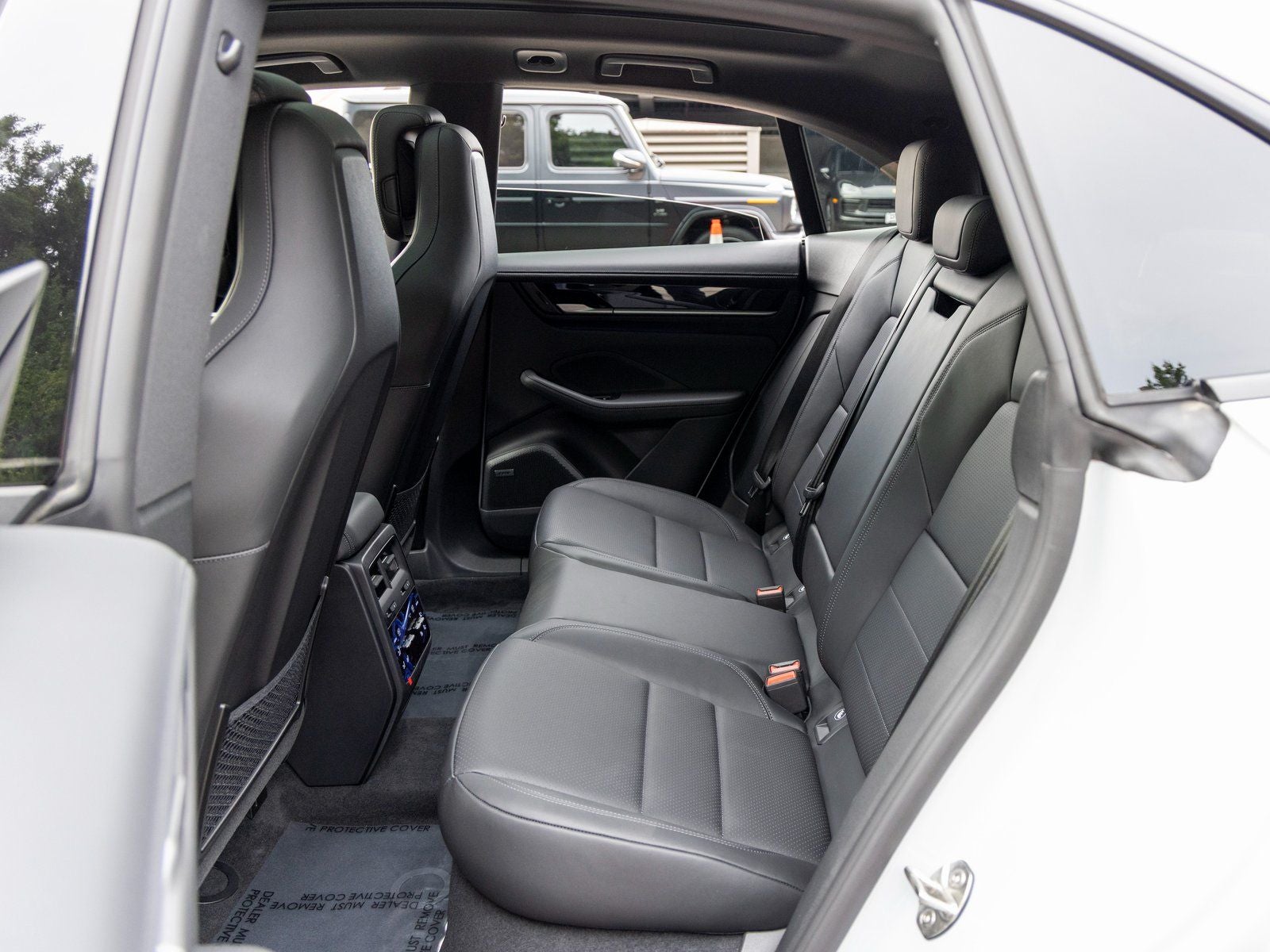 2025 Porsche Macan Macan Electric