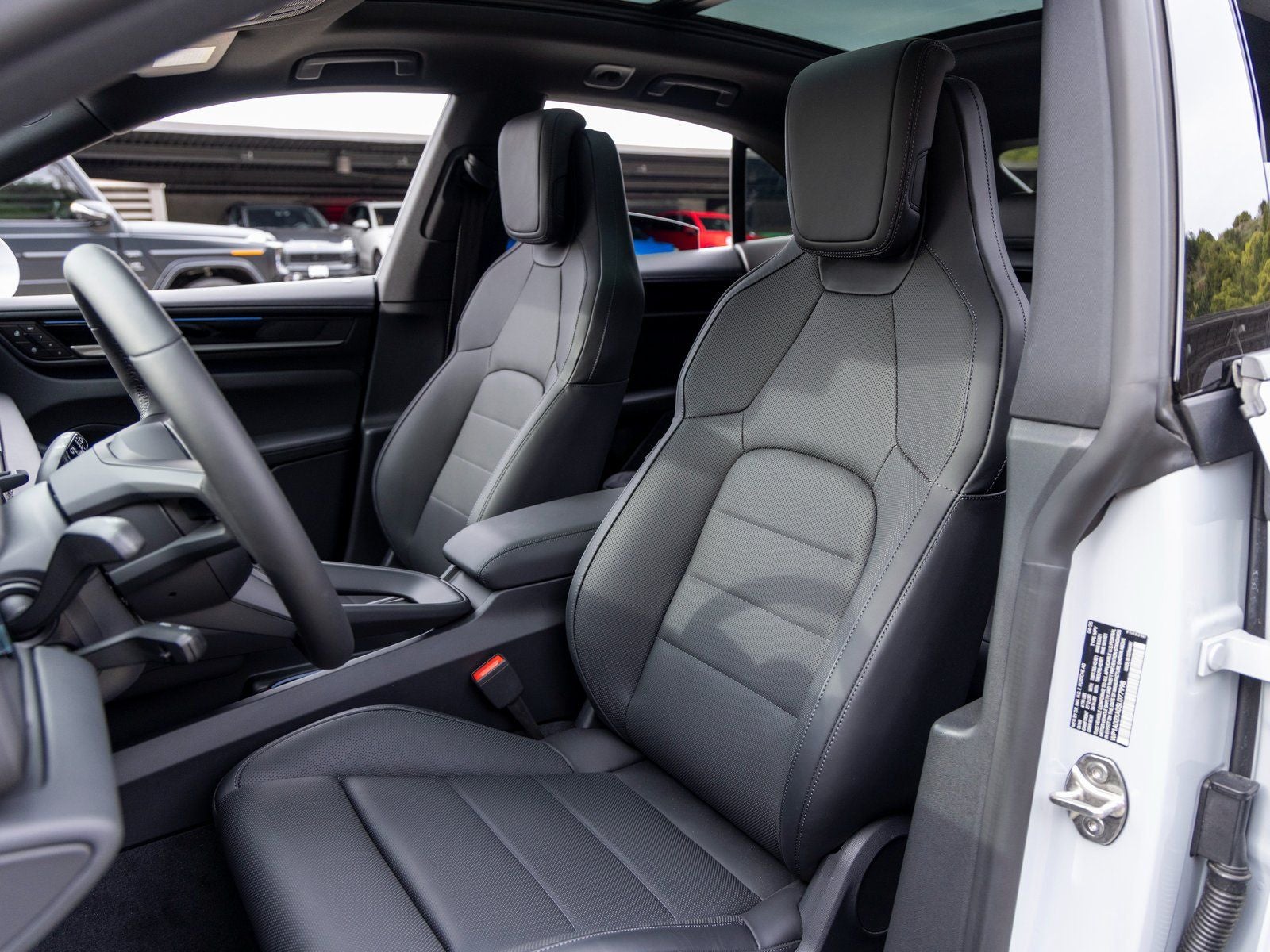 2025 Porsche Macan Macan Electric