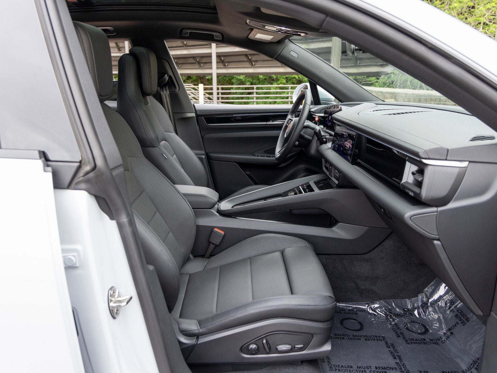 2025 Porsche Macan Macan Electric