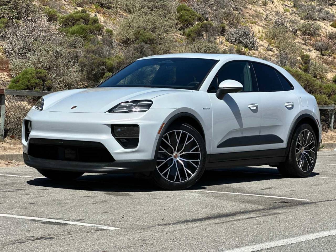 2025 Porsche Macan Macan Electric