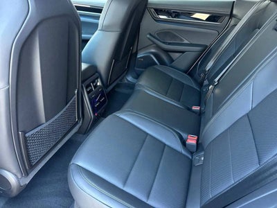 2025 Porsche Macan Macan Electric