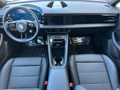 2025 Porsche Macan Macan Electric