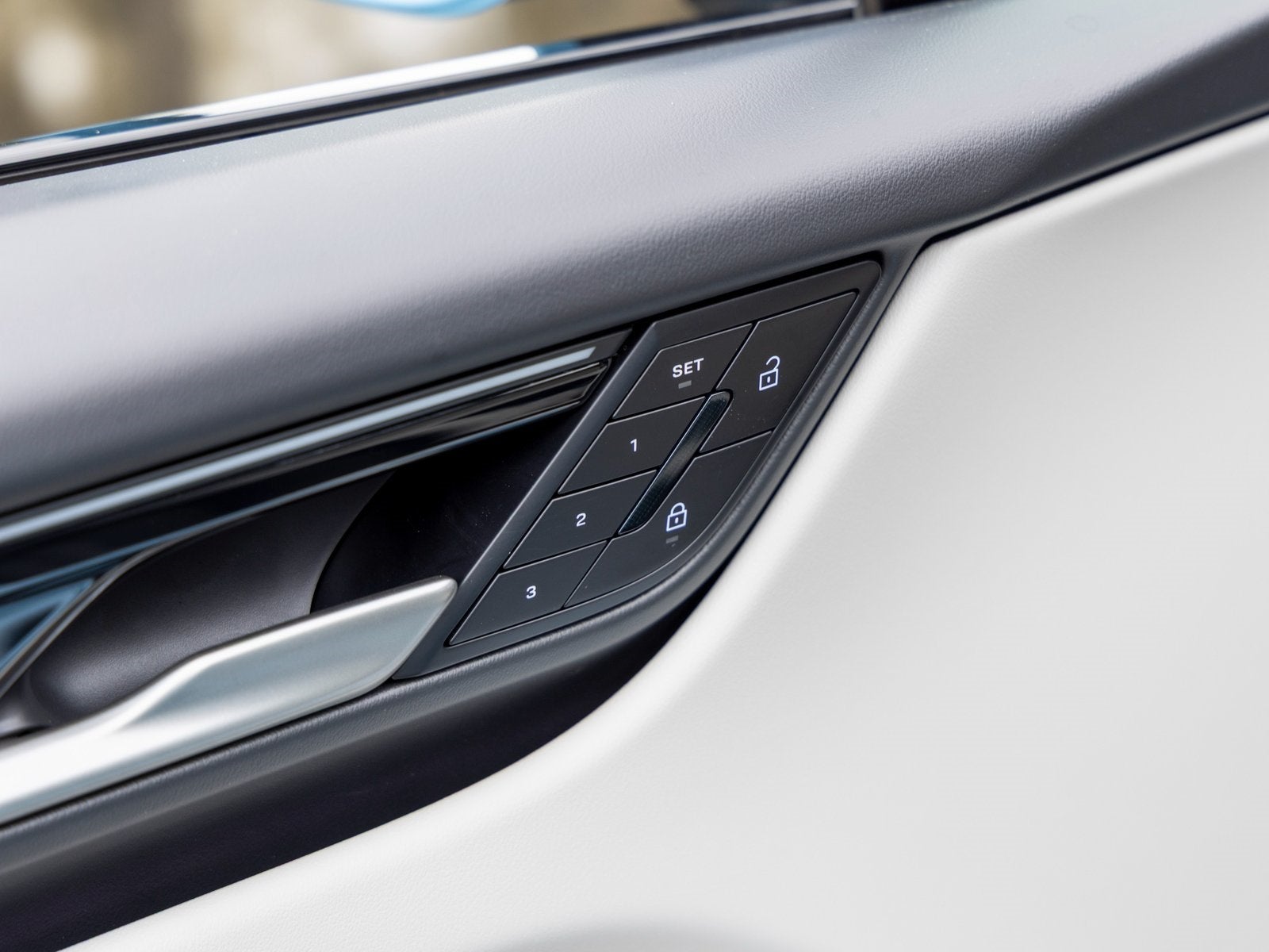 2025 Porsche Macan Macan Electric