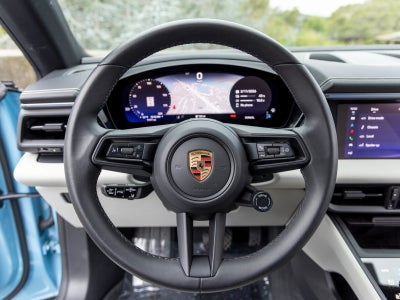 2025 Porsche Macan Macan Electric