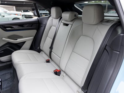 2025 Porsche Macan Macan Electric