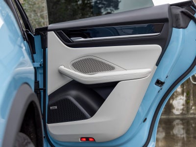 2025 Porsche Macan Macan Electric