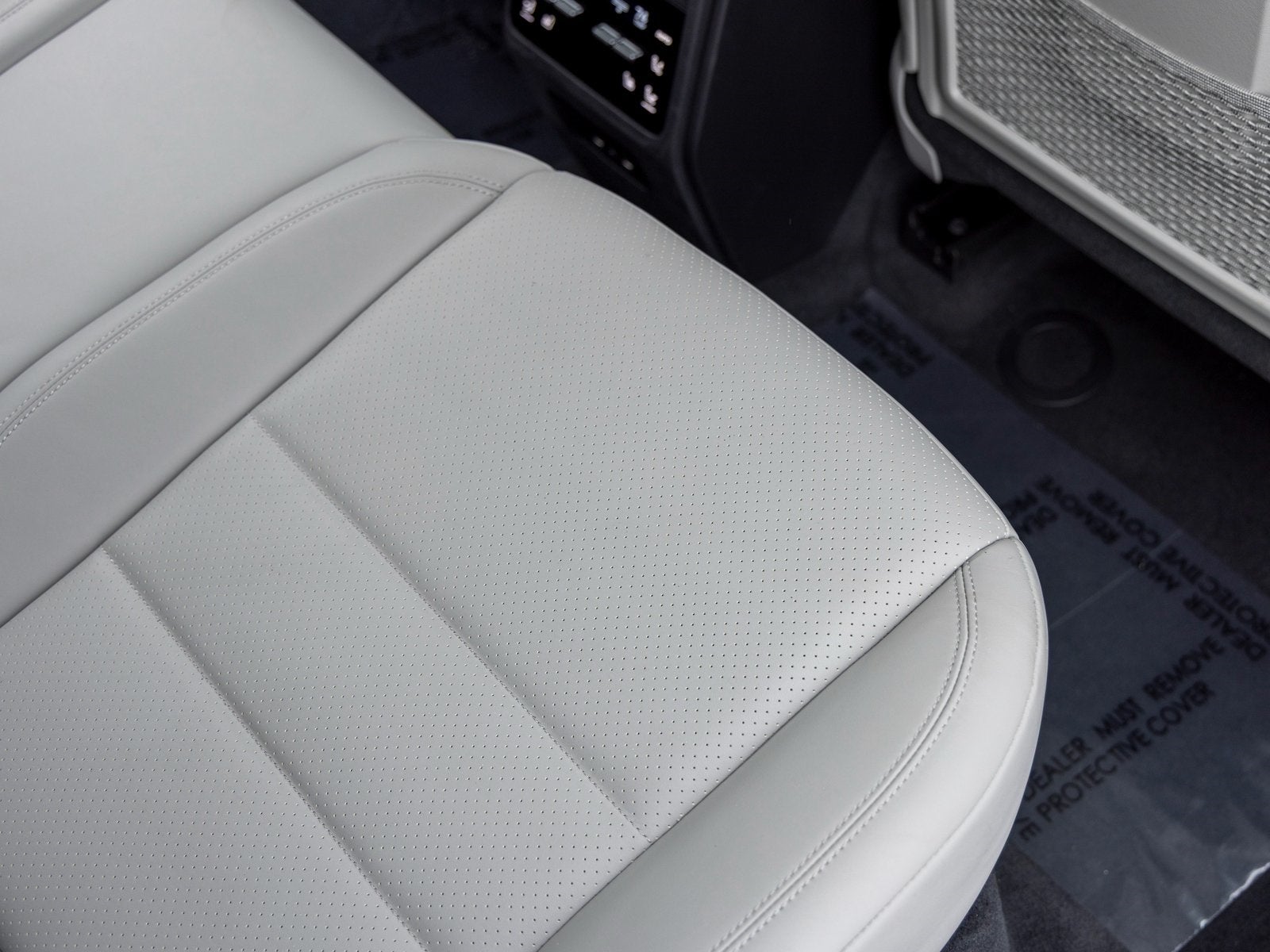 2025 Porsche Macan Macan Electric