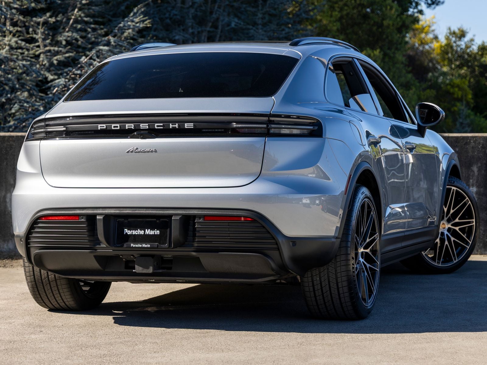 2025 Porsche Macan Macan Electric