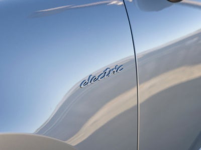 2025 Porsche Macan Macan Electric