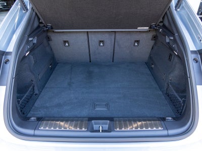 2025 Porsche Macan Macan Electric