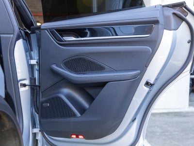 2025 Porsche Macan Macan Electric