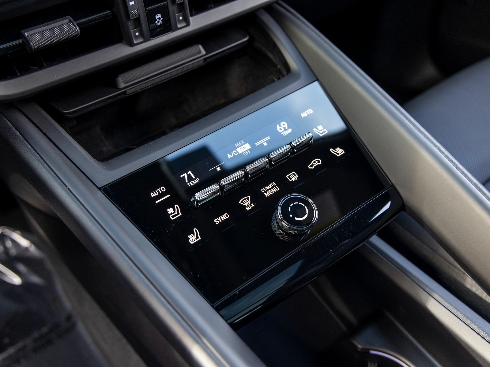 2025 Porsche Macan Macan Electric