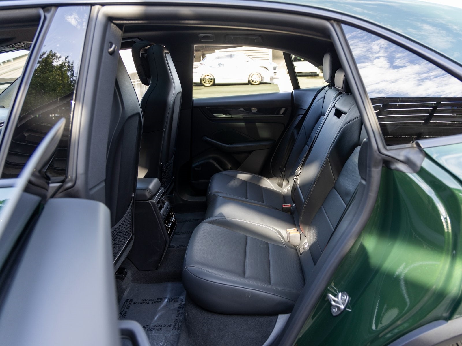 2025 Porsche Macan Macan Electric