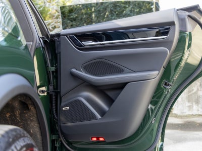 2025 Porsche Macan Macan Electric