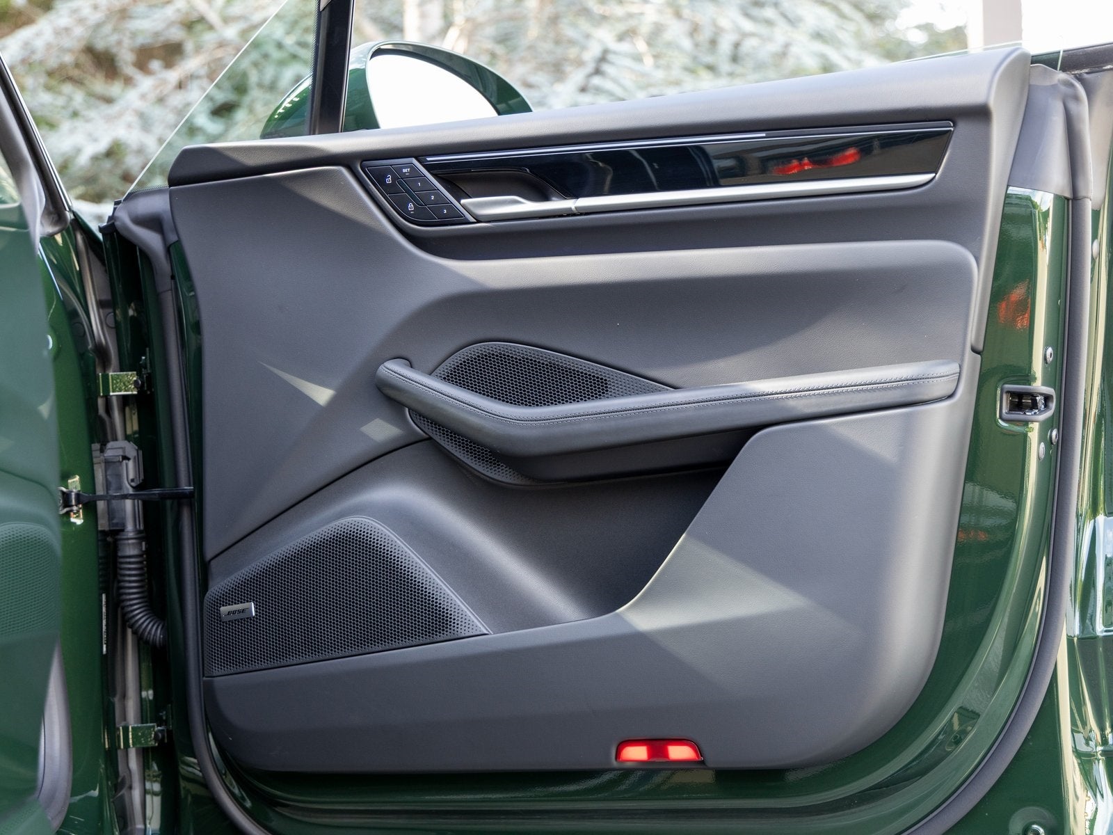 2025 Porsche Macan Macan Electric