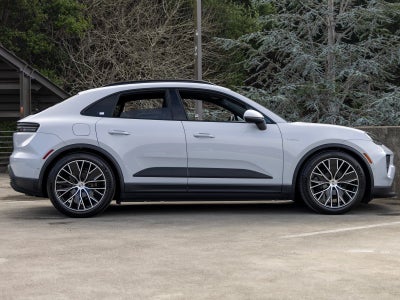 2025 Porsche Macan Macan Electric