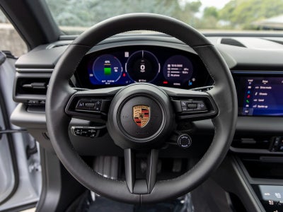 2025 Porsche Macan Macan Electric