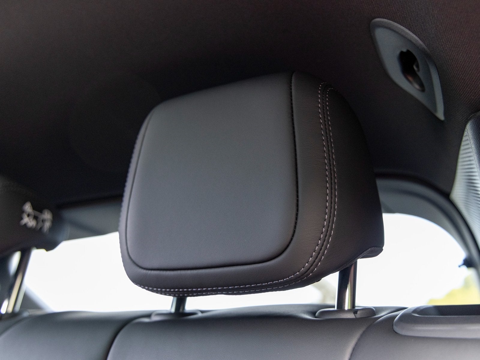 2025 Porsche Macan Macan Electric