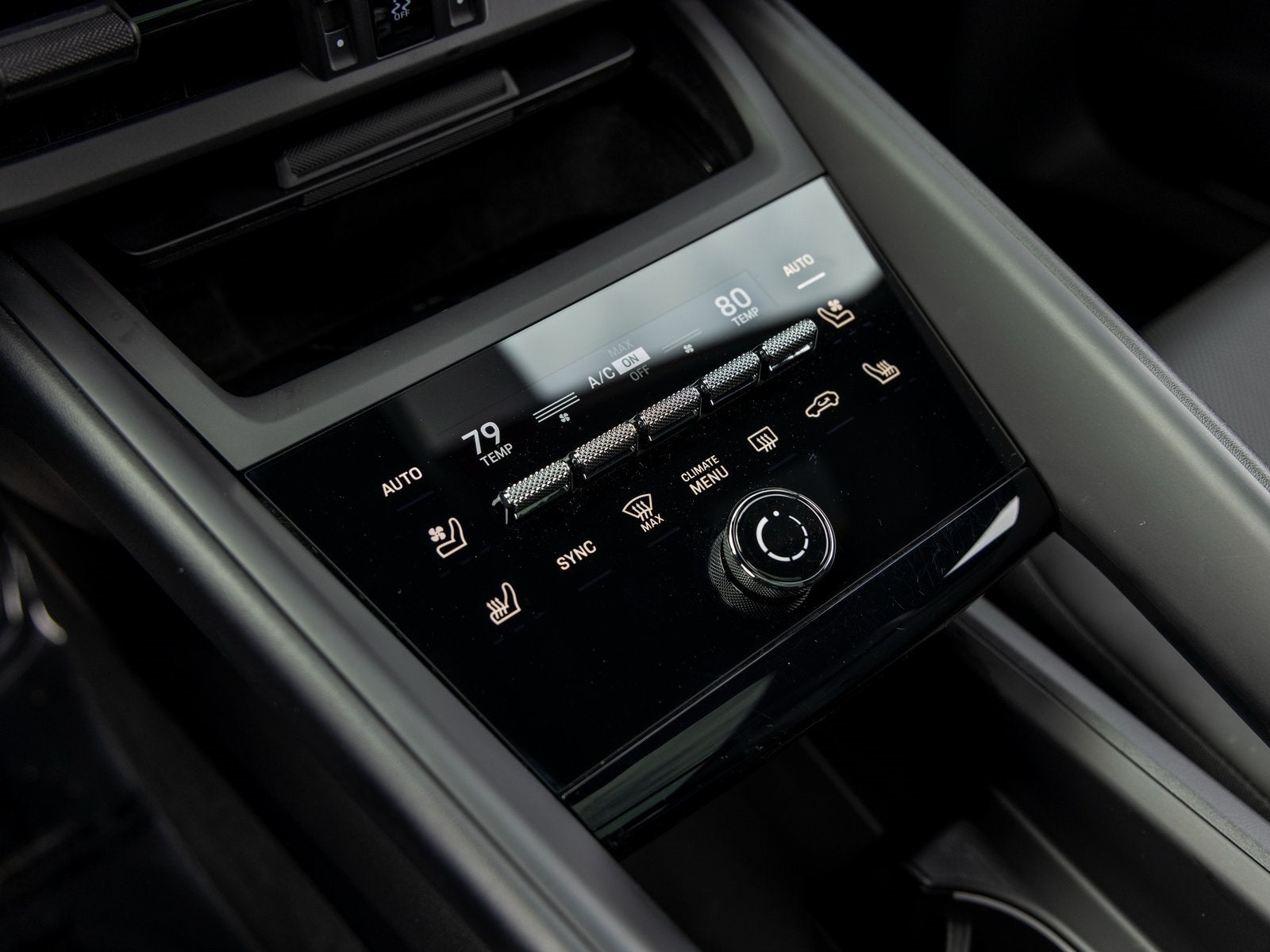 2025 Porsche Macan Macan Electric