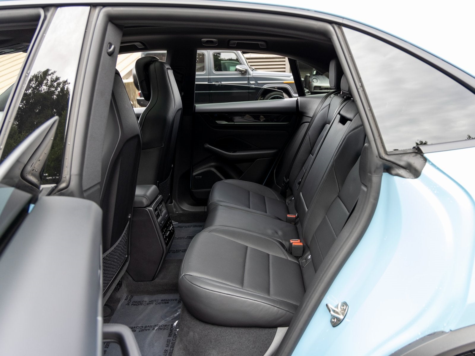 2025 Porsche Macan Macan Electric