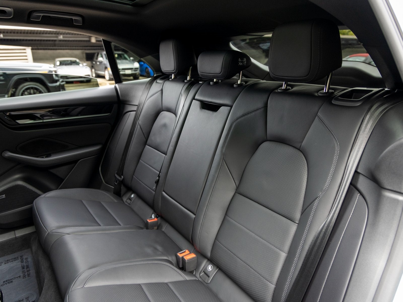 2025 Porsche Macan Macan Electric