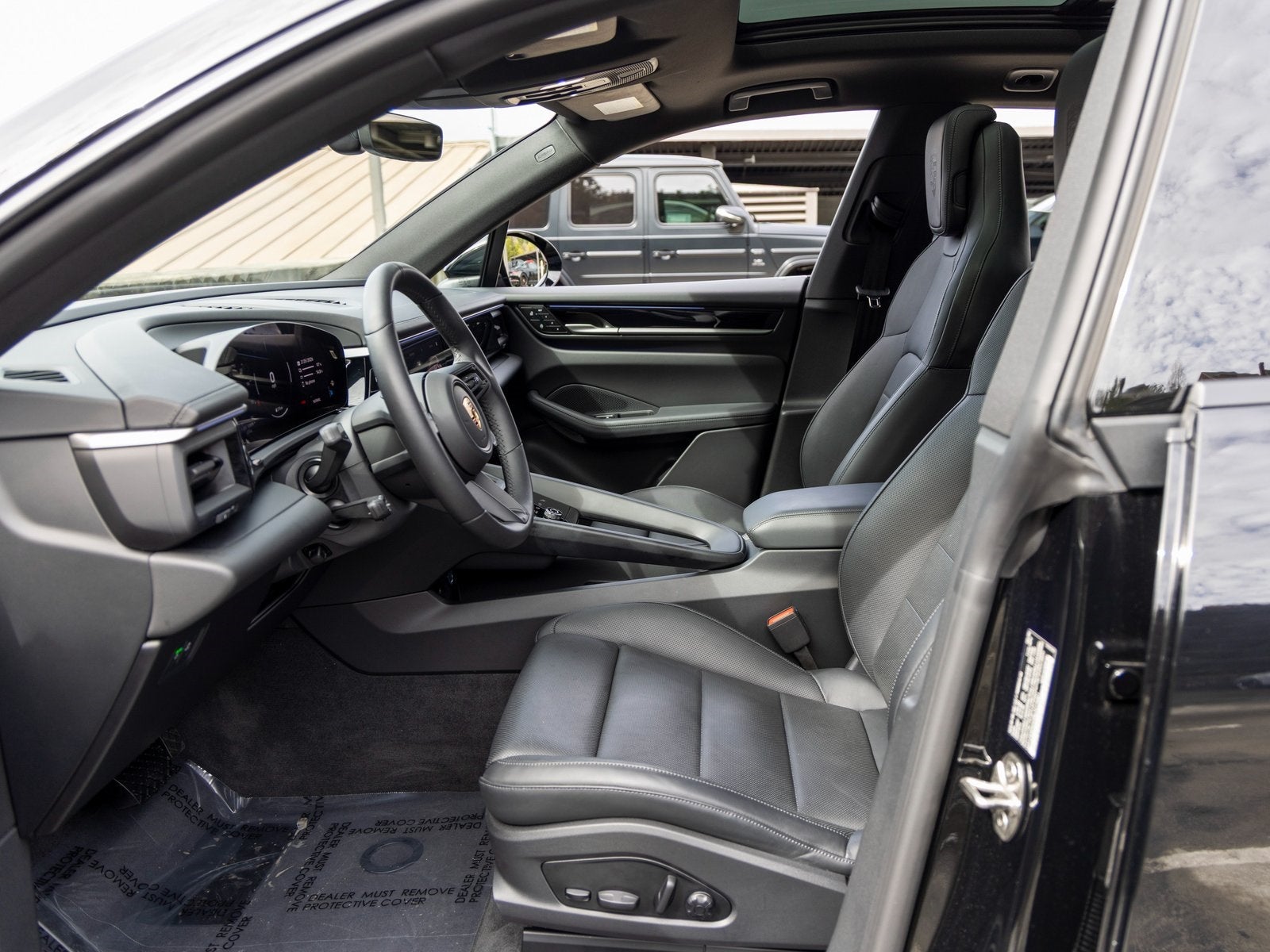 2025 Porsche Macan Macan Electric