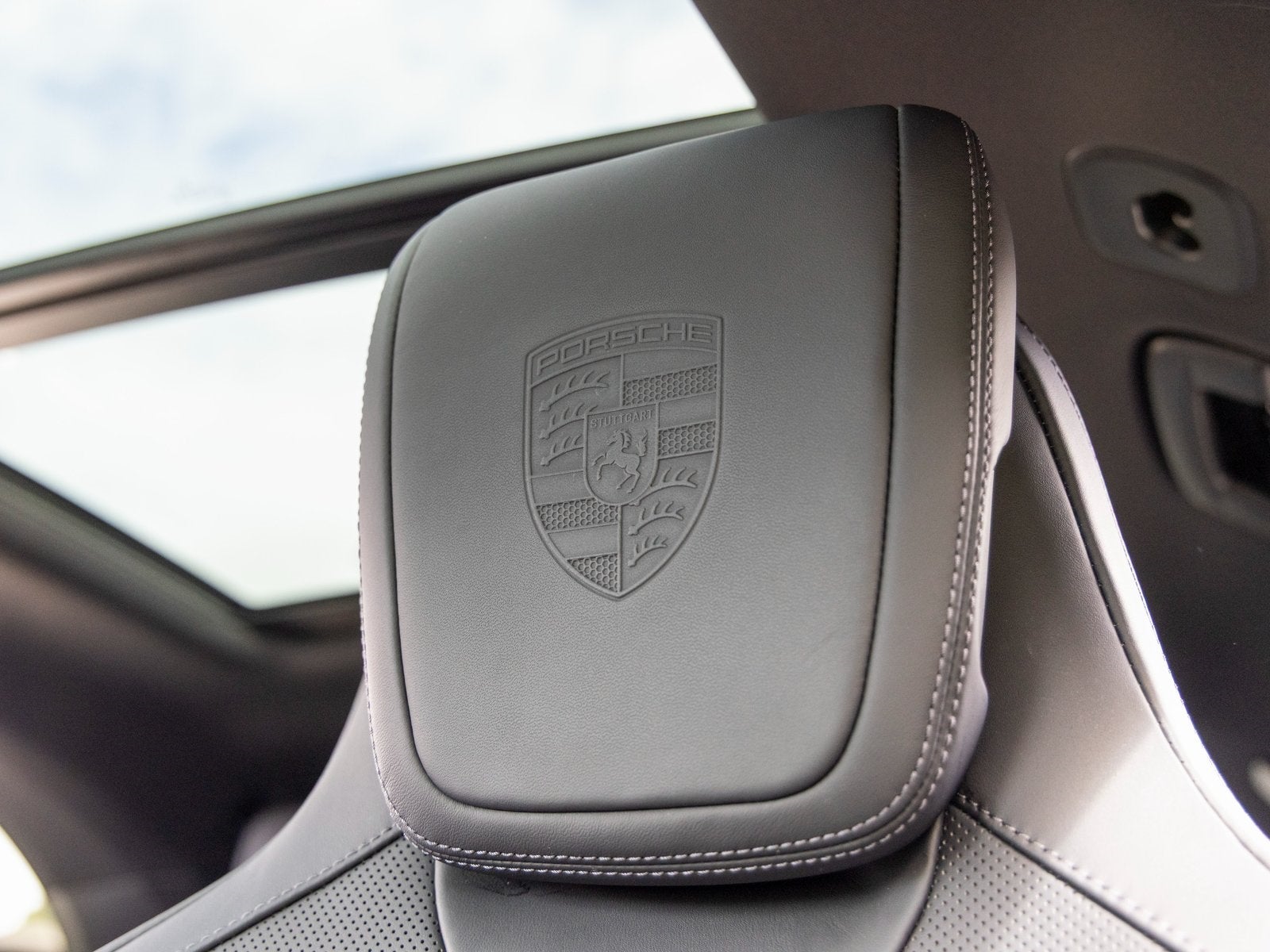 2025 Porsche Macan Macan Electric