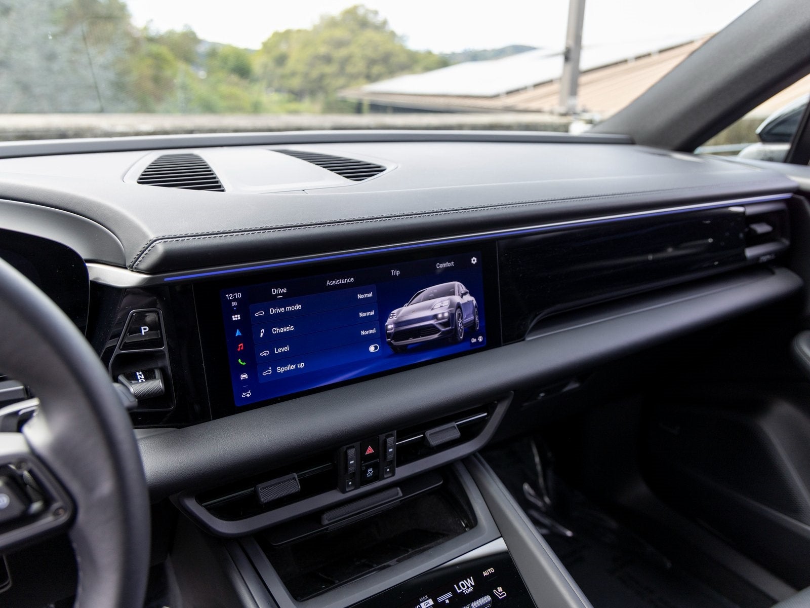 2025 Porsche Macan Macan Electric