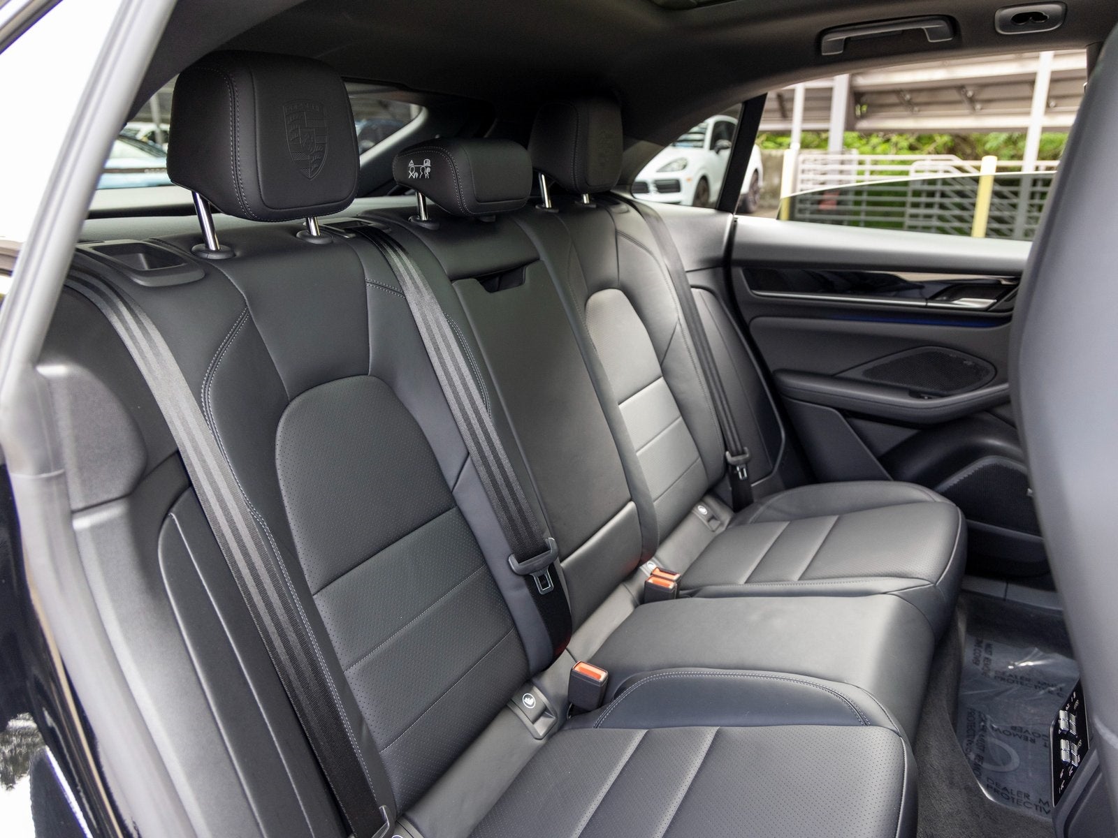 2025 Porsche Macan Macan Electric