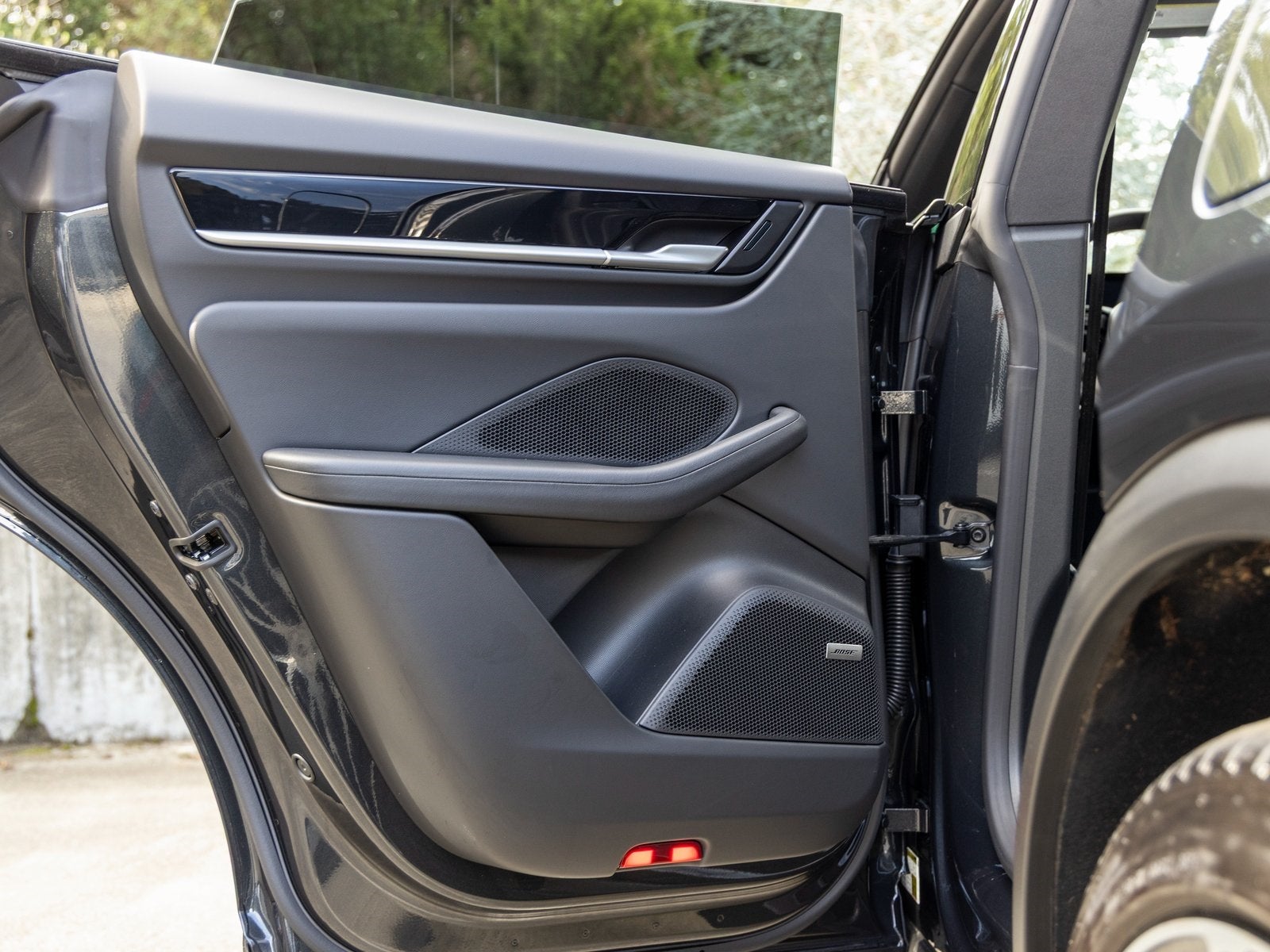 2025 Porsche Macan Macan Electric