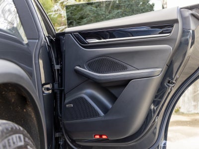 2025 Porsche Macan Macan Electric