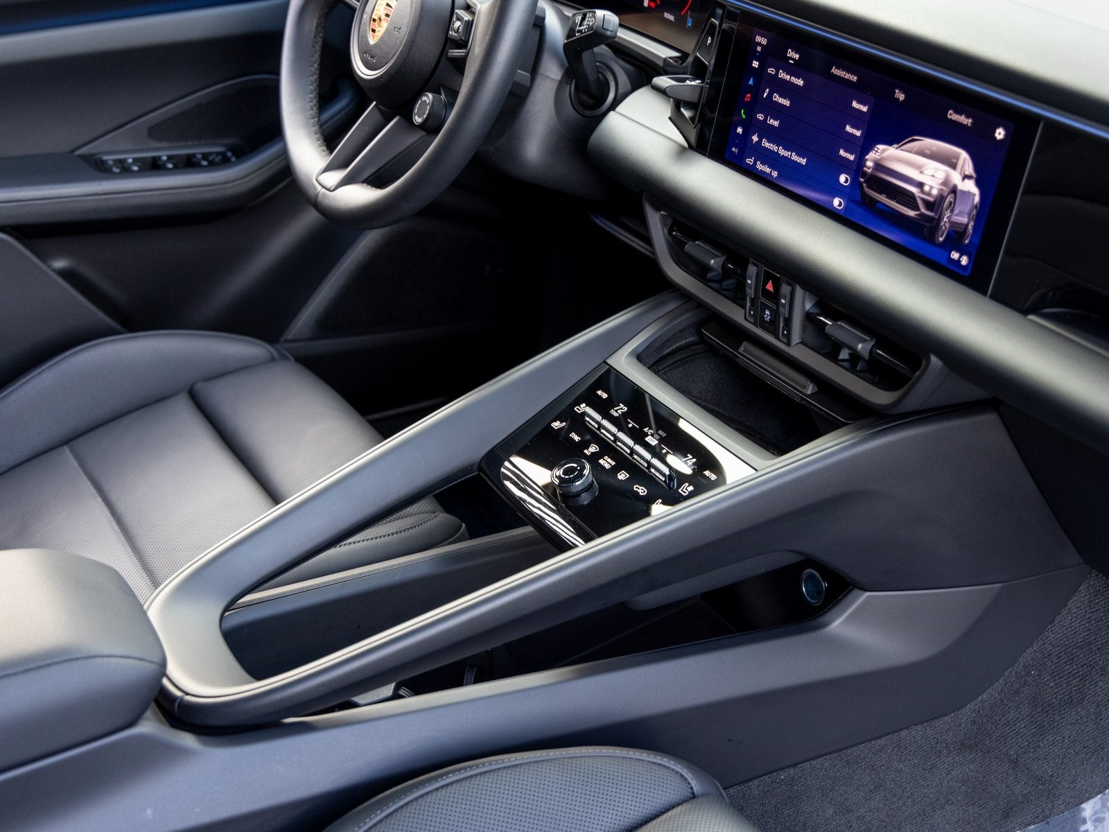 2025 Porsche Macan Macan Electric