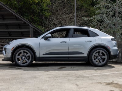 2025 Porsche Macan Macan Electric
