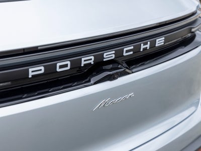 2025 Porsche Macan Macan Electric