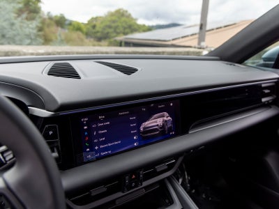 2025 Porsche Macan Macan Electric