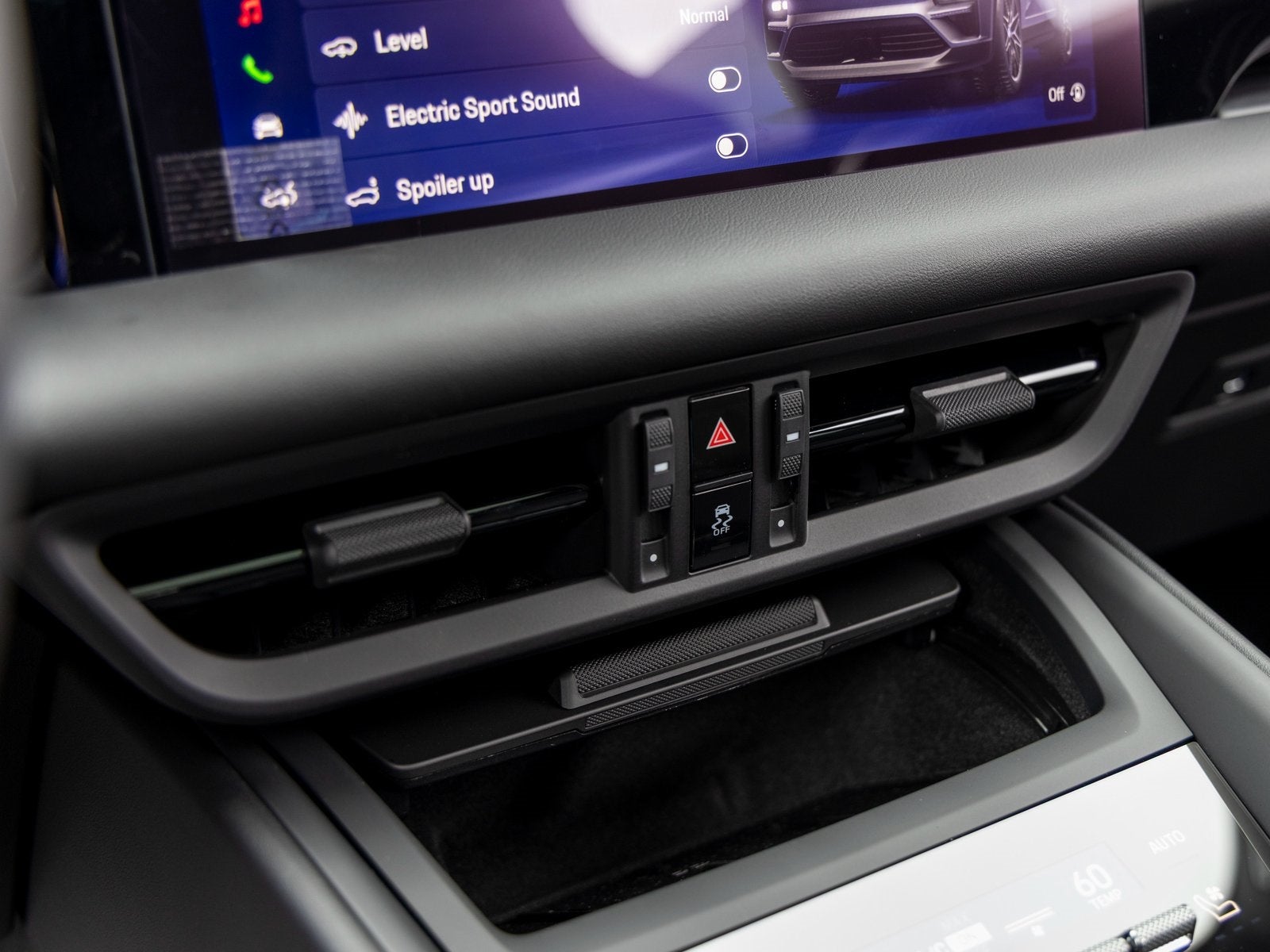 2025 Porsche Macan Macan Electric