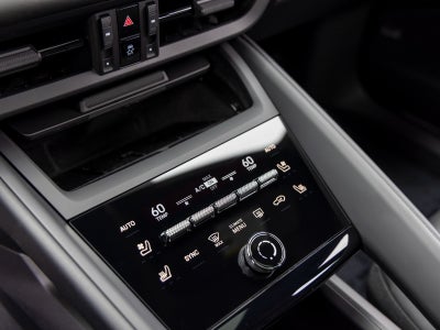 2025 Porsche Macan Macan Electric