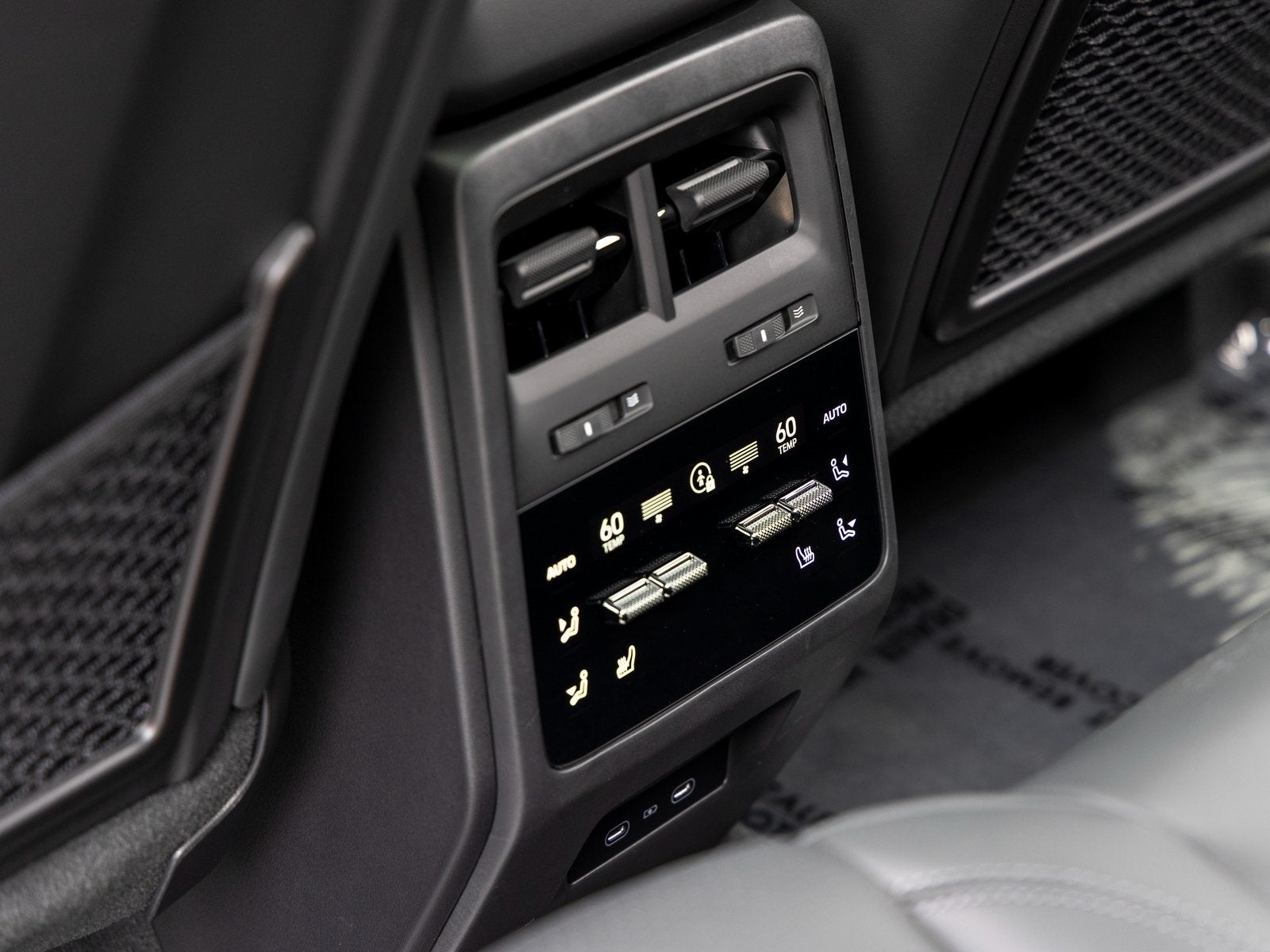 2025 Porsche Macan Macan Electric