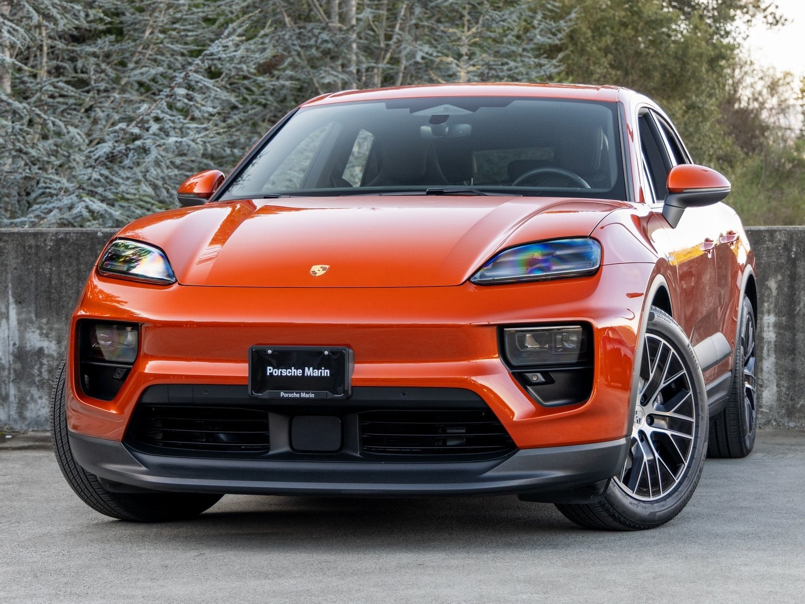 2025 Porsche Macan Base