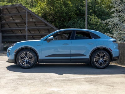 2025 Porsche Macan Macan Electric