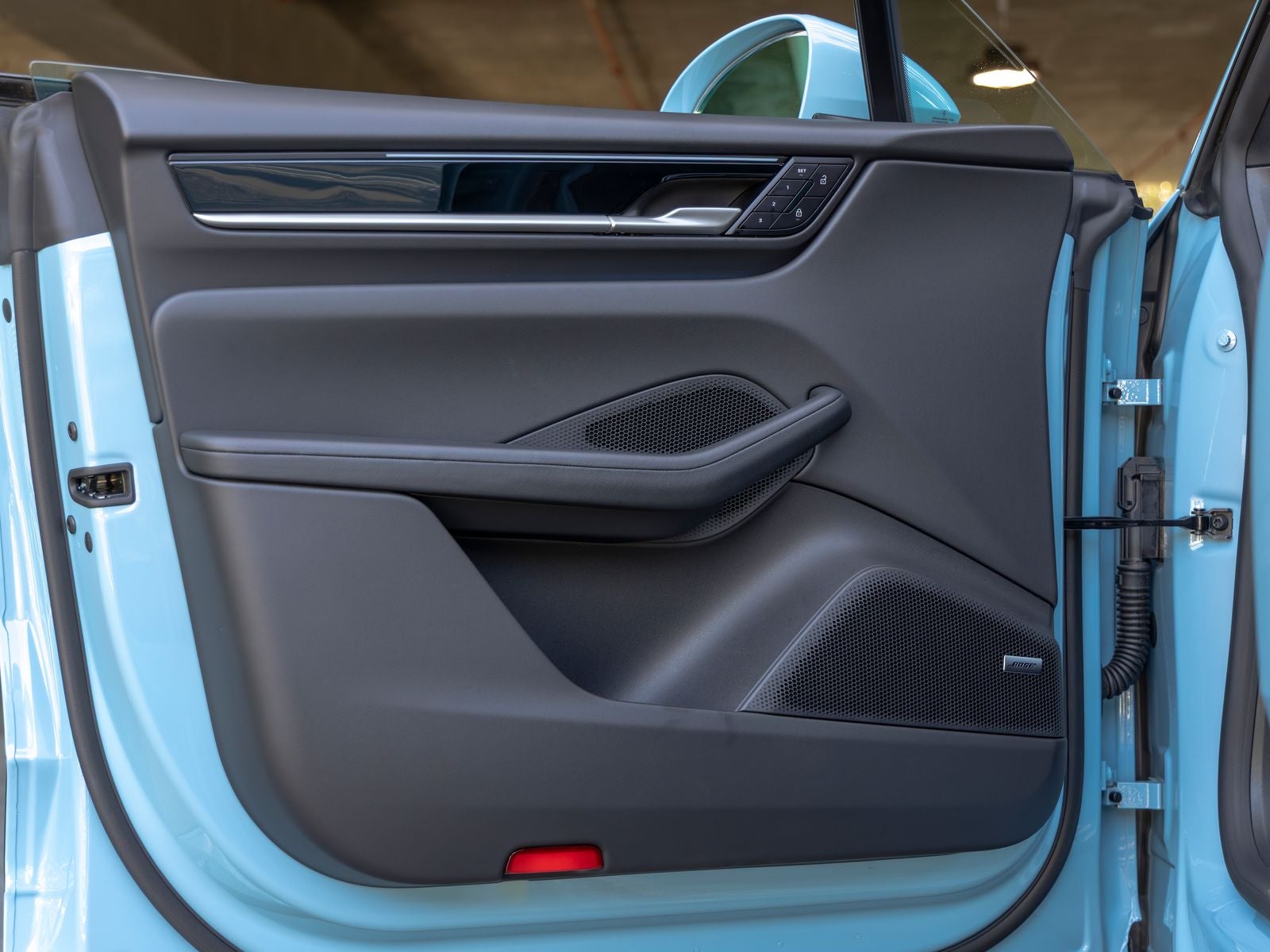 2025 Porsche Macan Macan Electric
