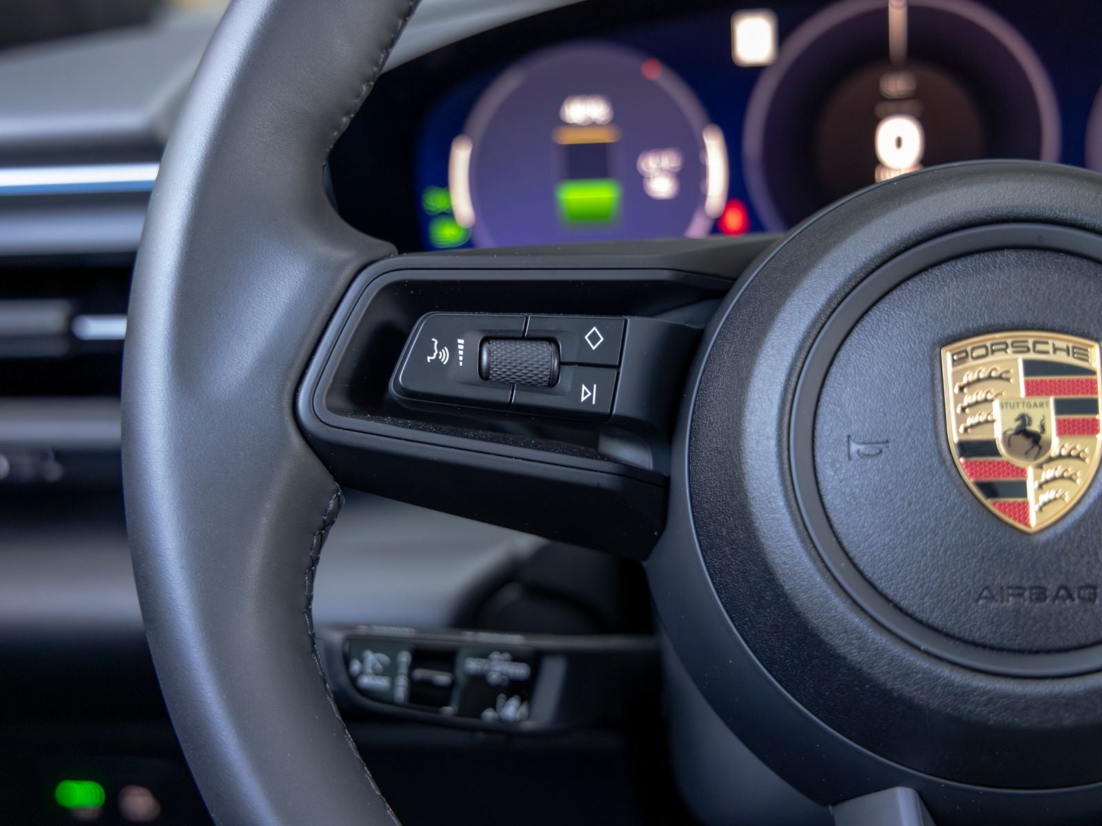 2025 Porsche Macan Macan Electric