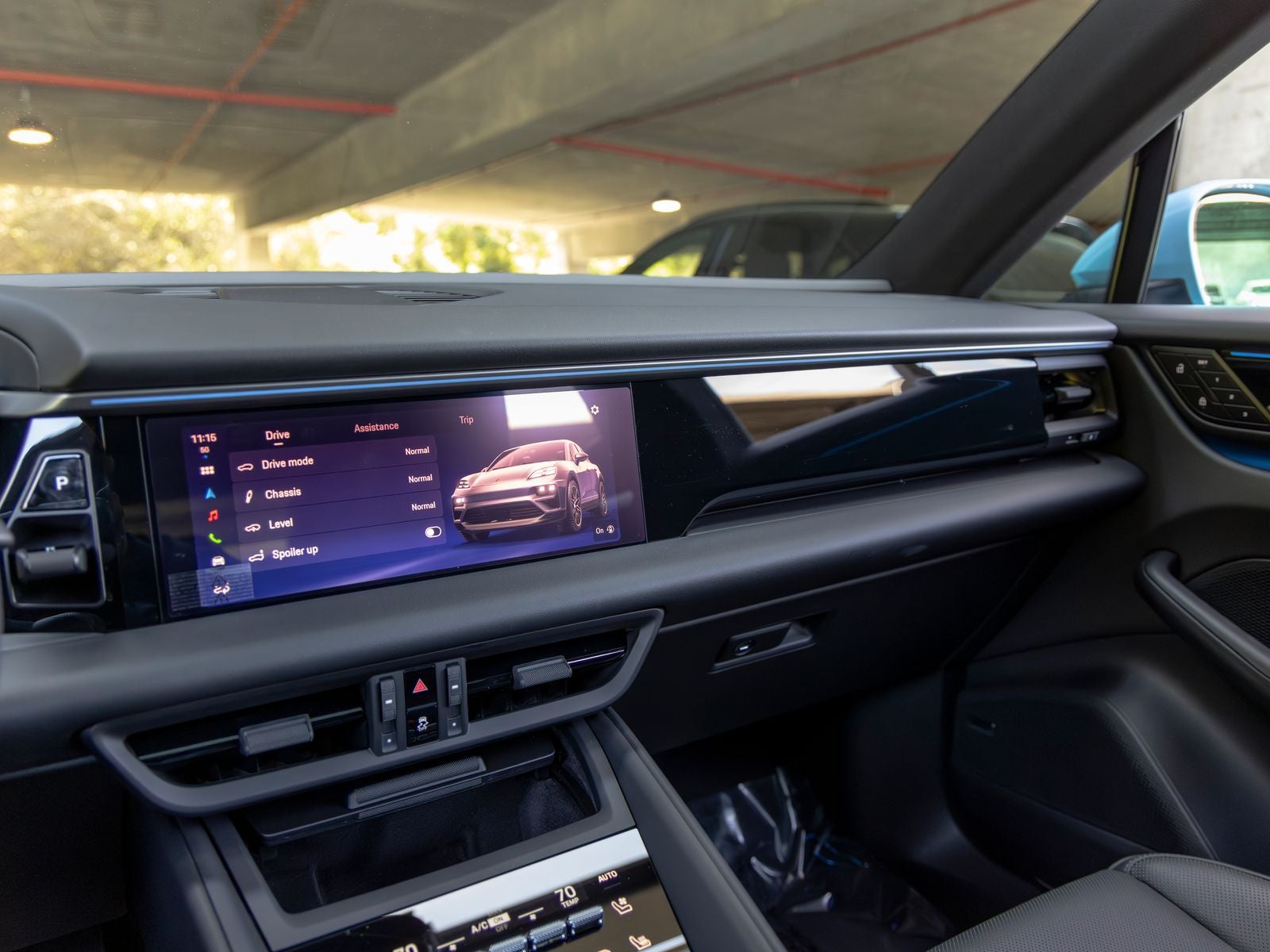 2025 Porsche Macan Macan Electric