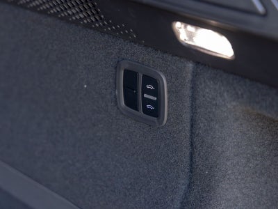 2025 Porsche Macan Macan Electric