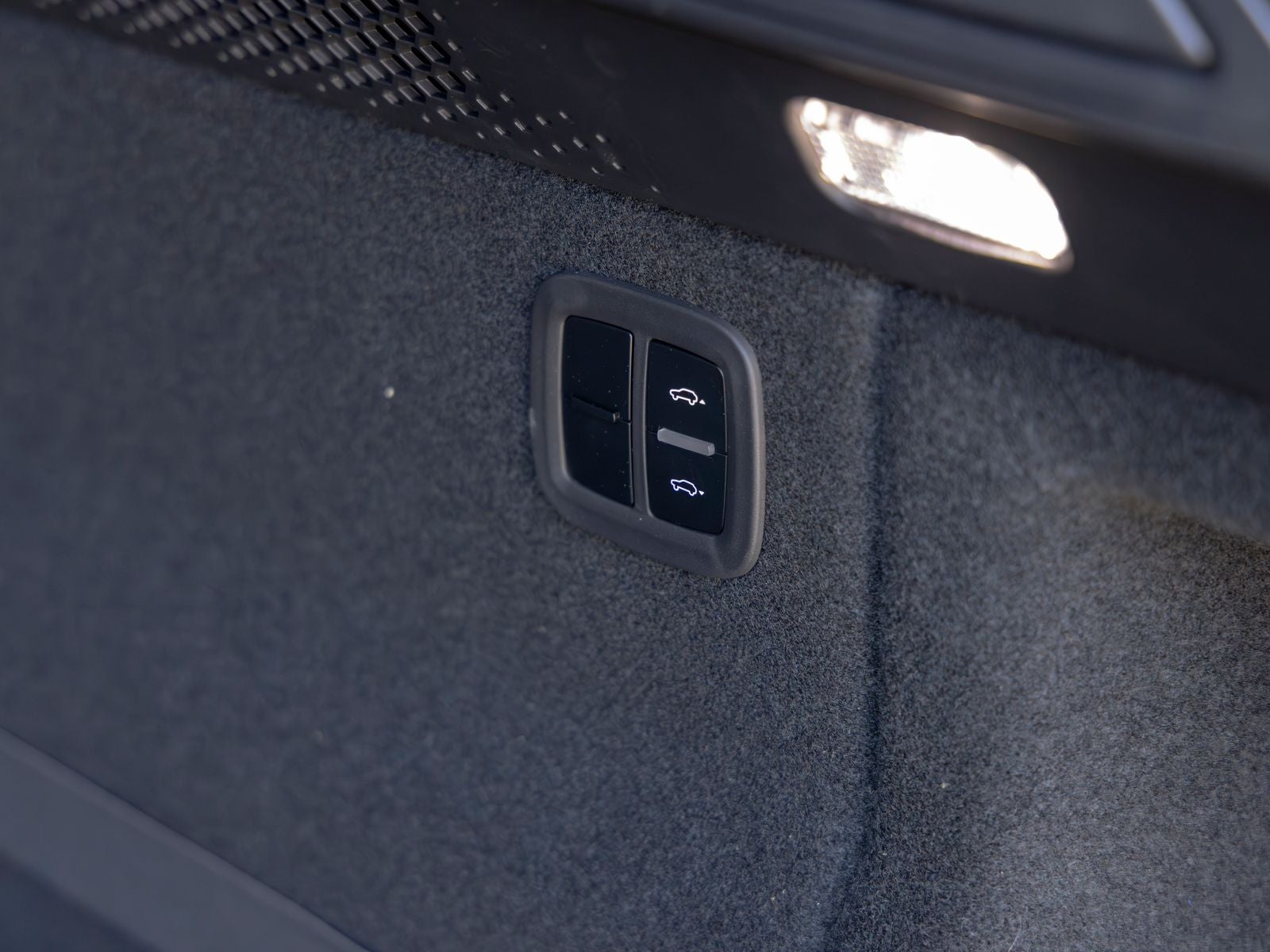 2025 Porsche Macan Macan Electric