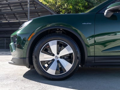 2026 Porsche Macan Electric