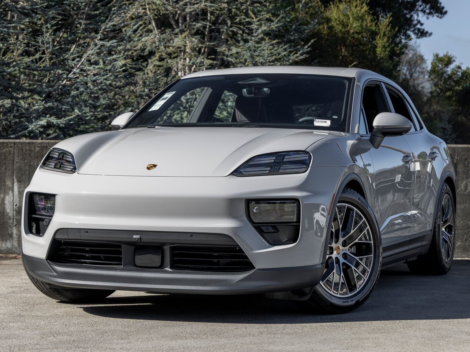2026 Porsche Macan Macan Electric