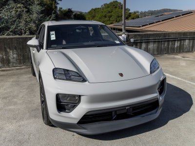 2026 Porsche Macan Macan Electric