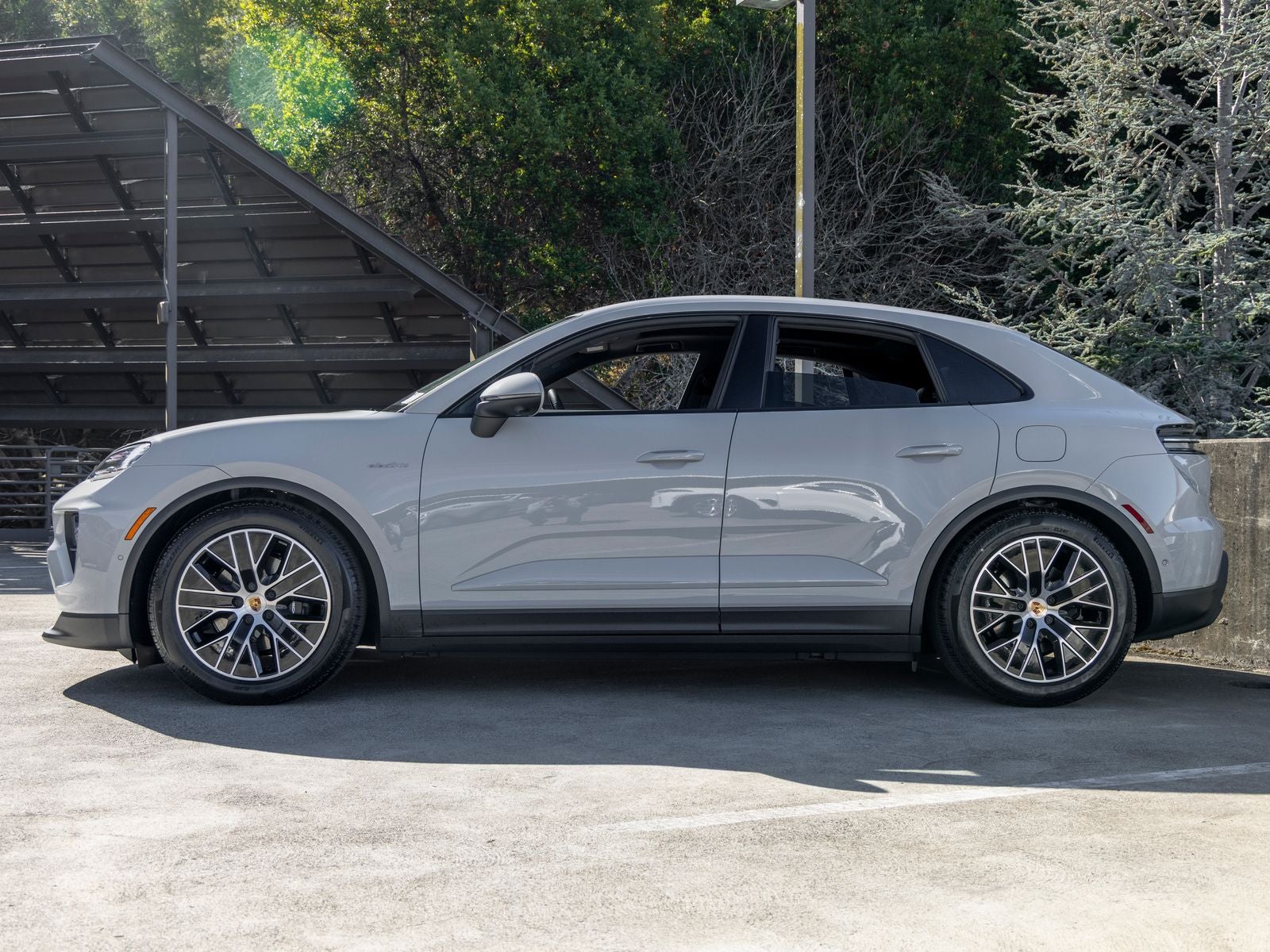2026 Porsche Macan Macan Electric
