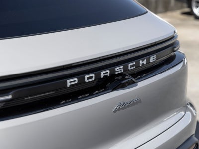2026 Porsche Macan Macan Electric